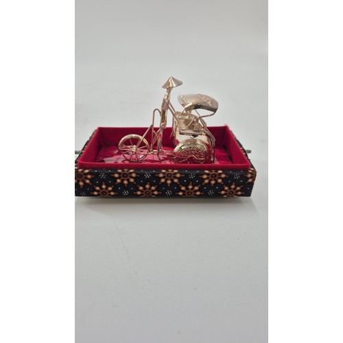 124 - Silver Oriental Rickshaw & Driver in Glass Case & Box Height 8cm x Length 10cm x Width 6cm