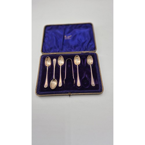 140 - Five Sterling Silver Teaspoons in CaseWeight 81g