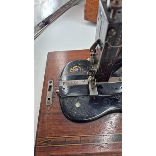 170 - Vintage Frister & Rossmann Sewing Machine in BoxBox Length 47cmHeight 27cmWidth 26cm... 