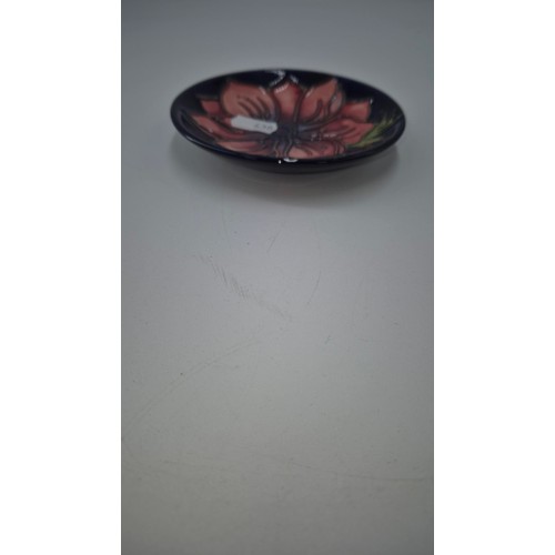 193 - Moorcroft Hibiscus Pin Dish Diameter 12cm