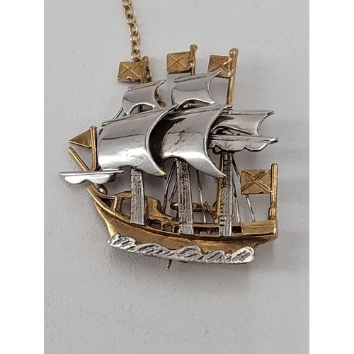 6 - 9ct Gold Sailing Ship Brooch Weighs 6.7g Fully Hallmarked