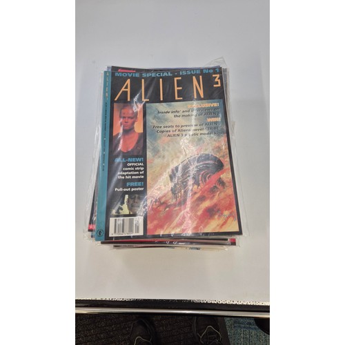 231 - Collection of Magazines to Include Star Trek, Starburst  & Alien 3