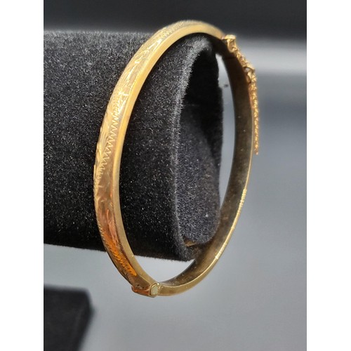 44 - 9ct Gold Bangle with No Dents or Dings Measures 18.5cm in Circumference (Weighs 7.3g)