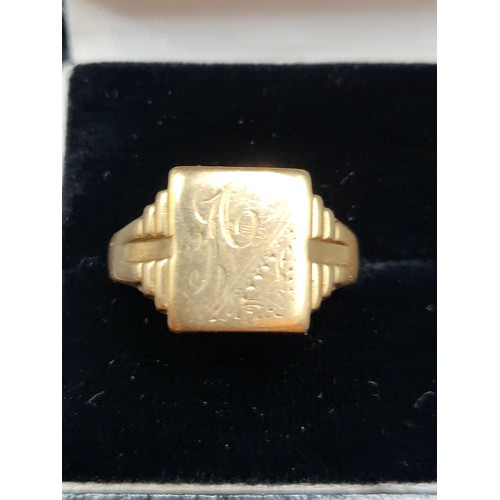 49 - 9ct Gold Gents Signet Ring Initials Inscribed Ring Size S (Weighs 5g)