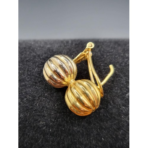 53 - 18ct Gold Double Ball Earrings Fully Hallmarked On Clasp 750A1 Also Electronically Tested Very Good ... 