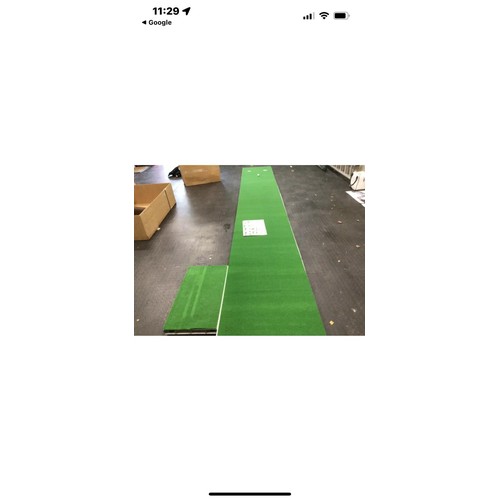 304 - Links Putt 10ft x 3ft Putting Mat with accessories & Instructions (Boxed)