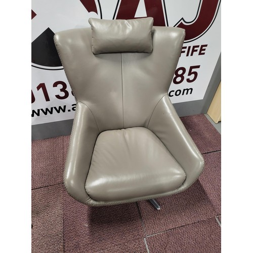 344 - Italian Leather Swivel Chair