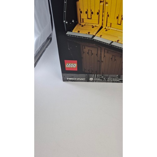 100A - CAT D11 Lego Technic Control +Box Measures 47cm x 58 x 17