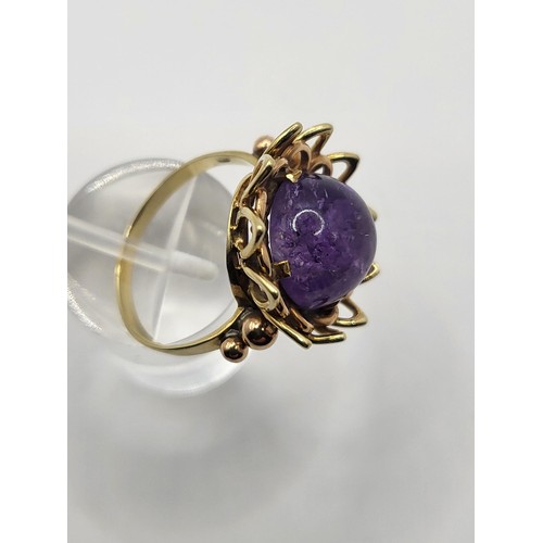 1 - 15ct Gold & Amethyst Ring Size K Weighs 4.9g Stone Measures 1.5cm in Diameter