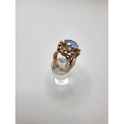 12 - 18ct Gold Aquamarine Ring Unhallmarked but Electronically Tested Ring Size N Weighs 8.3g