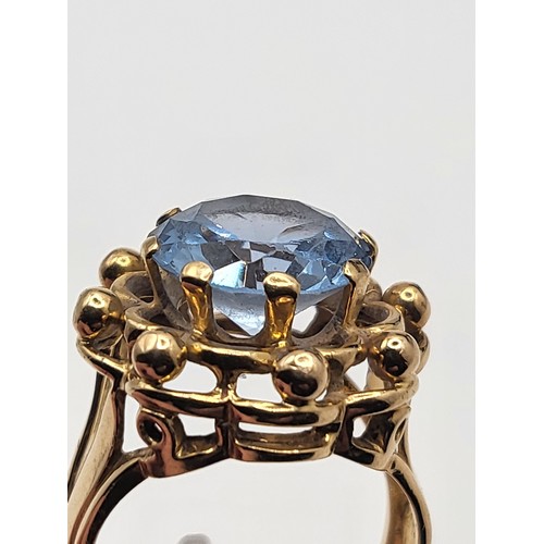 12 - 18ct Gold Aquamarine Ring Unhallmarked but Electronically Tested Ring Size N Weighs 8.3g