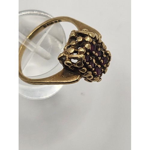 37 - 9ct Gold & Ruby Ring Weighs 3.6g Ring Size N/O