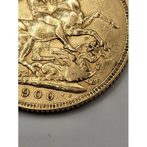 64 - 1900 22ct Gold Sovereign Nice Looking Condition