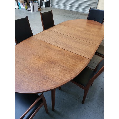 336 - Sibast Danish Two Leaf Extendable Dinning Table & Six Johannes Anderson Chairs Measures without ... 