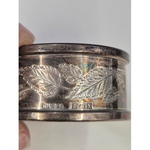 29 - Five Sterling Silver Napkin Rings Weighs 72g