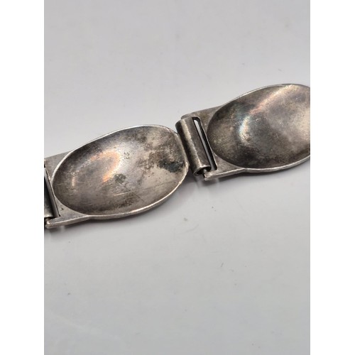 2 - Georg Jenson Sterling Denmark Shell Design Bracelet in Lovely Condition Measures 14 Inches Unclasped... 