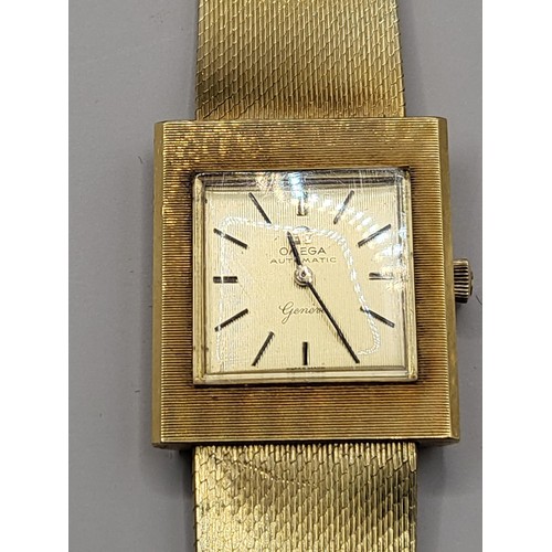 9A - 18ct Solid Gold Omega Geneve Watch This is a Midi Size So Could Be Used By A lady or a Man Face Meas... 