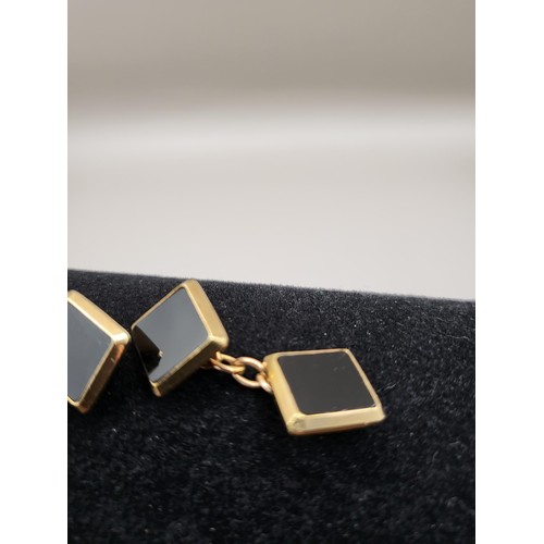 20A - 9ct Gold Black Onyx Gent's Cufflinks Weigh 5.4g Measure 1cm Square Fully Hallmarked