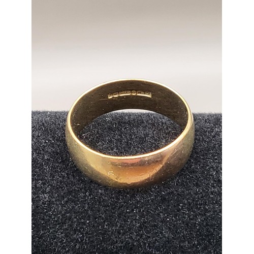 34A - 9ct Gold Wedding Band Size Z Weighs 6.9g 