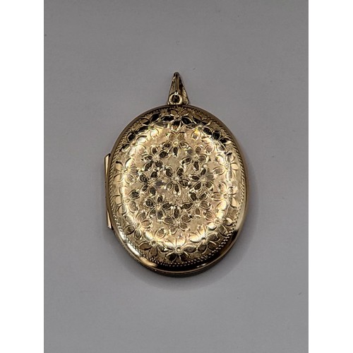 2 - 9ct Gold Locket With Nice Flower Engraved Design Fully Hallmarked Weighs 12.2g Item Measures 4cm Tal... 