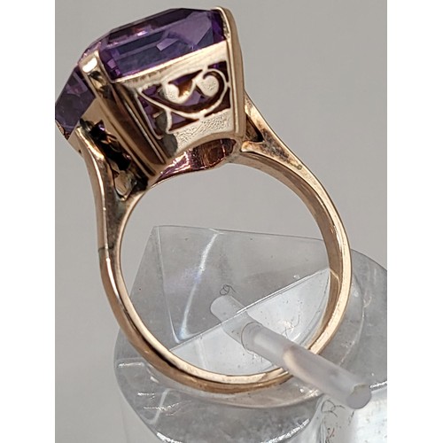 16 - Rose Gold Amethyst Ring & Earring Set Unhallmarked But Test As Gold Ring Measures Size L There i... 