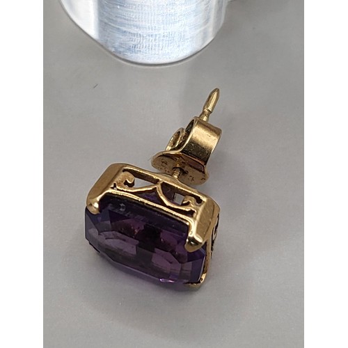 16 - Rose Gold Amethyst Ring & Earring Set Unhallmarked But Test As Gold Ring Measures Size L There i... 