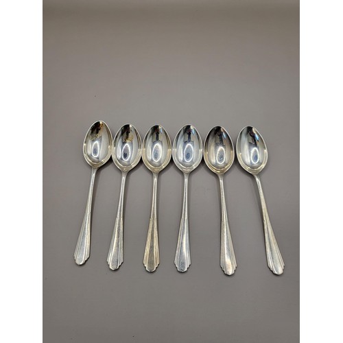 27 - Six Art Deco Teaspoons Weigh 106g Measure 11.5cm Long 