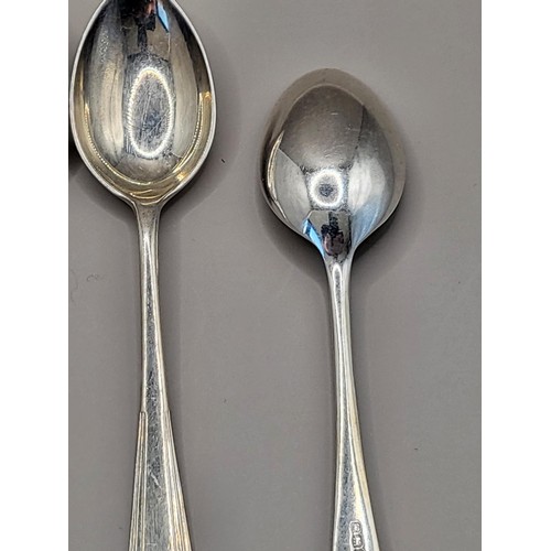 27 - Six Art Deco Teaspoons Weigh 106g Measure 11.5cm Long 