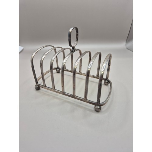 54 - Sterling Silver Toast Rack Weigh 137g