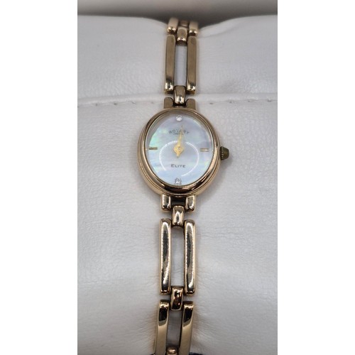 78 - Ladies' 9ct Gold Elite Watch with Mother of Pearl Watch in Original Box Untested Item Weighs 17g Doe... 