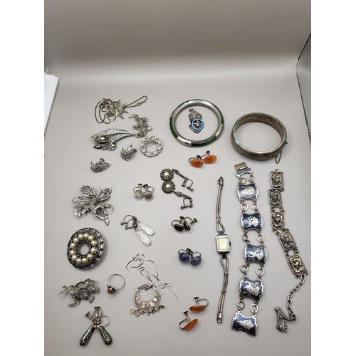 81 - Collection of Vintage Jewellery Includes Silver & White Metal Very Nice Mixed Lot 