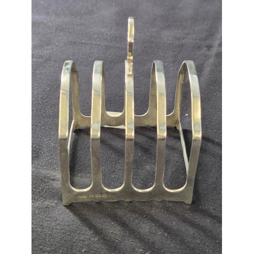 98 - Sterling Silver Toast Rack & Silver Dish Weighs 147g