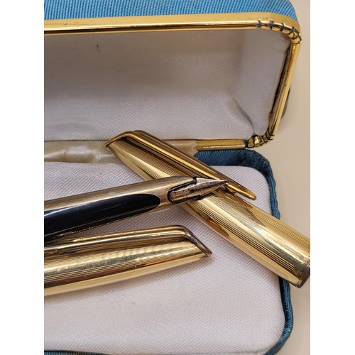 34 - Collection of Fountain Pens Includes Sheaffer Parker, And Very Nice Waterman Cased Set & Others ... 