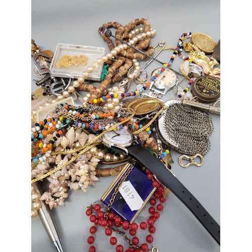 262 - Collection of Costume Jewellery Includes Beaded Necklace & Gold Plated Items&nbsp;