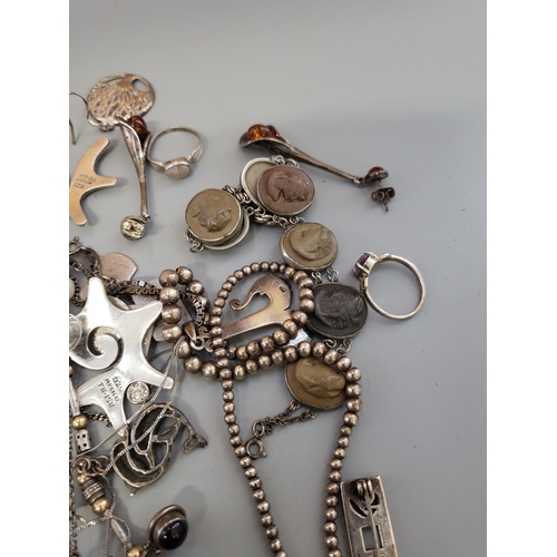 8 - Collection of Mixed Sterling & 925 Jewellery Weighs 245g