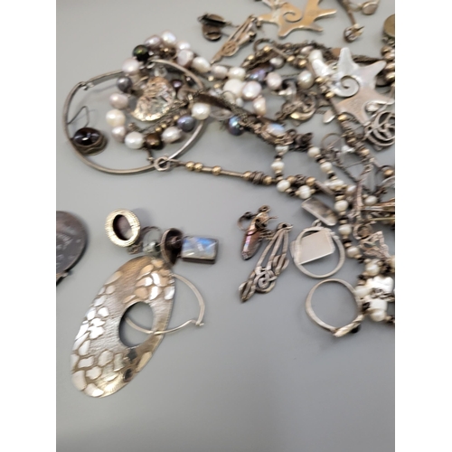 8 - Collection of Mixed Sterling & 925 Jewellery Weighs 245g