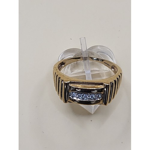 5 - 9ct Gold Gents Diamond Ring Size X Weighs 5.9g Fully Hallmarked Good Condition&nbsp;