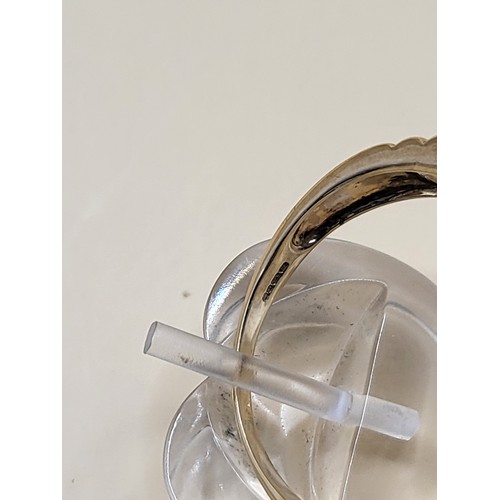 5 - 9ct Gold Gents Diamond Ring Size X Weighs 5.9g Fully Hallmarked Good Condition&nbsp;