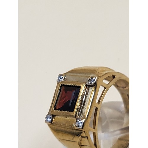 8 - 9ct Gold Gent's Garnet & Diamond Ring Size X Weighs 13.4g Fully Hallmarked Nice Condition&nbsp;