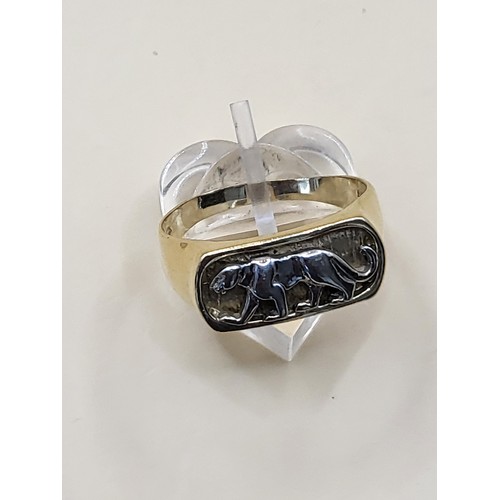 9 - 14ct Gold Gent's Jaguar Ring Size X Weighs 6.3g Hallmarked 585&nbsp;