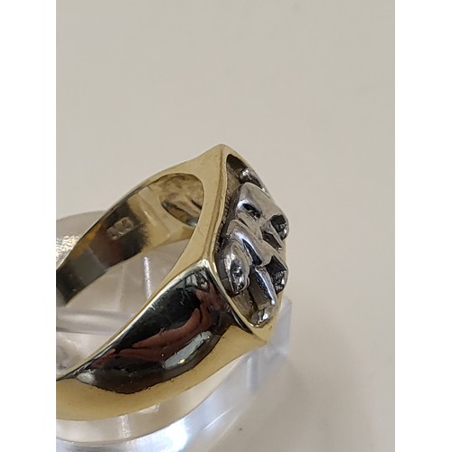 9 - 14ct Gold Gent's Jaguar Ring Size X Weighs 6.3g Hallmarked 585&nbsp;