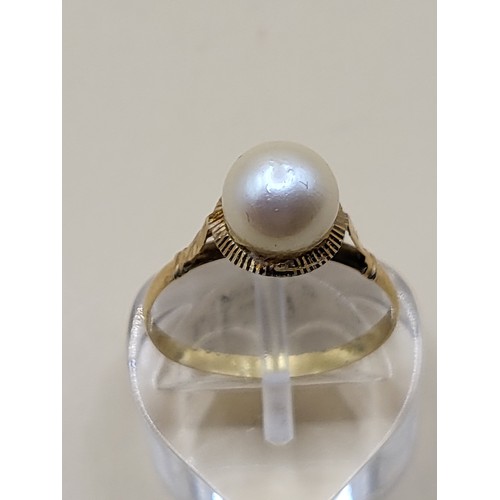 32 - 18ct Gold European Hallmarked Pearl Ring Size N Weighs 1.4g Hallmarked On Outer Band&nbsp;