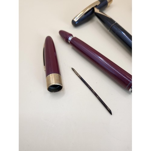 62 - Sheaffer & Parker With 14ct Gold Nibs Untested along With Broken Sheaffer&nbsp;