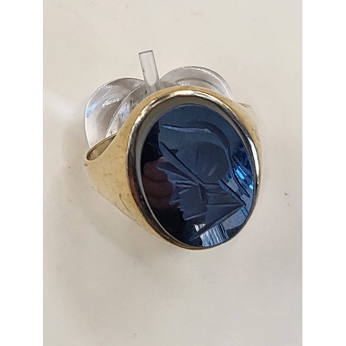 39 - 9ct Gold Hematite Centurion Gent's Signet Ring Size Just A Little Bigger Than Z Weighs 8.6g Fully Ha... 