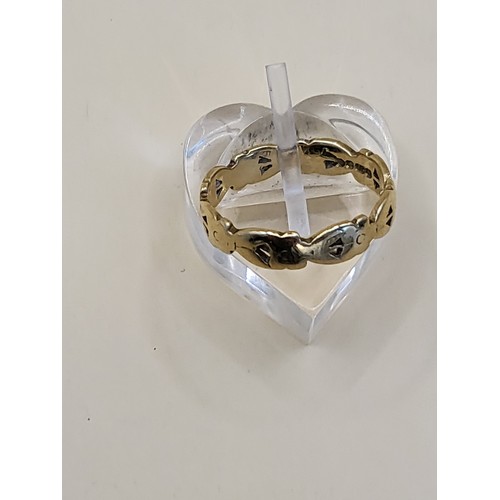 43 - 18ct Gold Ladies Band Ring Weighs 3.1g Fully Hallmarked Size N