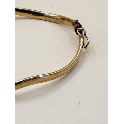 48 - 9ct Gold Twisted Design Bangle Fully Hallmarked Fit Wrist Size 19cm in Circumference Good Condition ... 