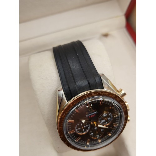 24 - Omega Speedmaster Broad Arrow321.93.42.50.13.0012009 in Great Condition With 18ct Rose Gold Bezel, C... 