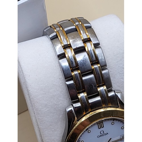 23 - Omega Seamaster 120m 18ct Bezel Quartz Gent's Watch in Good Condition & Perfect Working Order Un... 