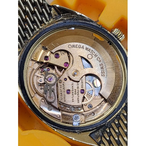 25 - 1969 Omega Constellation 18ct Gold Watch With 18ct Gold Bracelet & Case Item Weighs an Impressiv... 