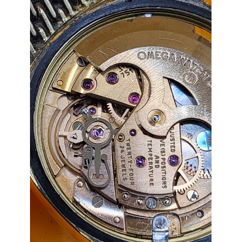 25 - 1969 Omega Constellation 18ct Gold Watch With 18ct Gold Bracelet & Case Item Weighs an Impressiv... 